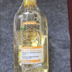 Garnier SkinActive Brightening Micellar Water with Vitamin C